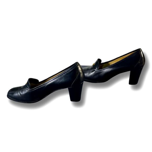 GUCCI - Vintage Black Leather Heeled Loafers - Picture 5 of 9